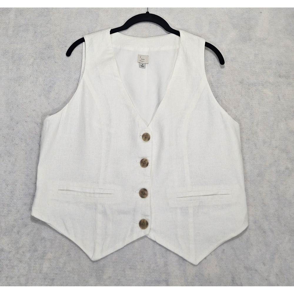 A New Day Linen Vest Women M 10 Edwardian Light Academia Collegecore White Top